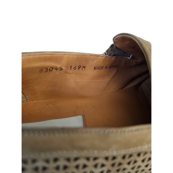 Mezlan Suede Puerto Cut Out Natural Beige Preppy Academia Loafers 9.5 EUC main image 8